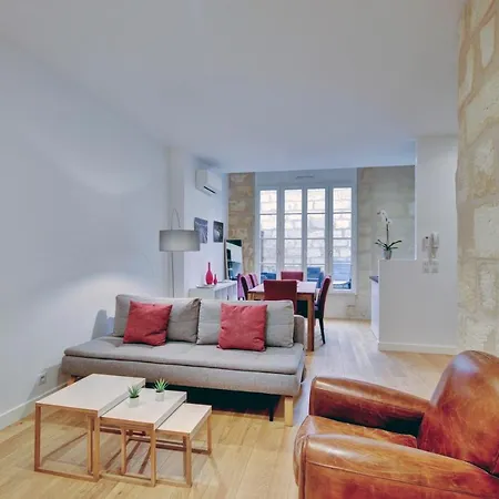 Les Halles Et Hauteurs By Cocoonr Apartament *