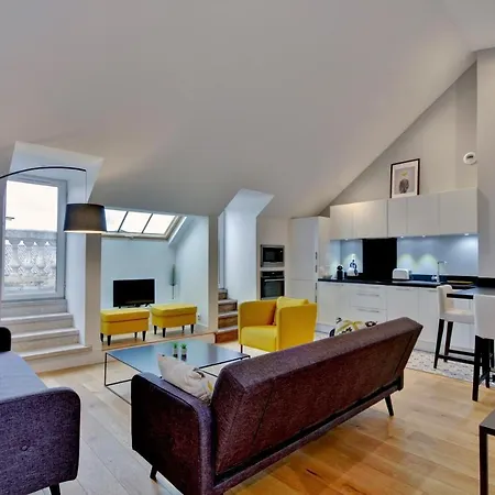 Les Halles Et Hauteurs By Cocoonr *