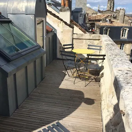 Apartment Les Halles Et Hauteurs By Cocoonr