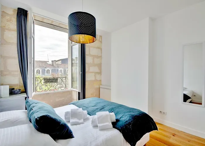 Les Halles Et Hauteurs By Cocoonr ボルドー