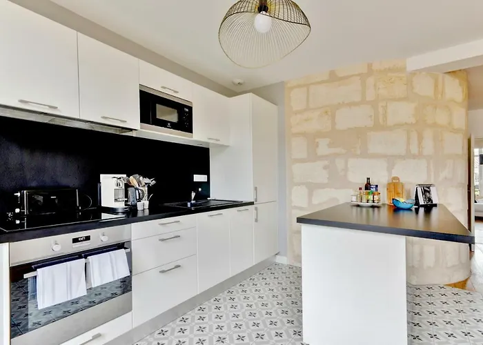 Les Halles Et Hauteurs By Cocoonr Bordeaux