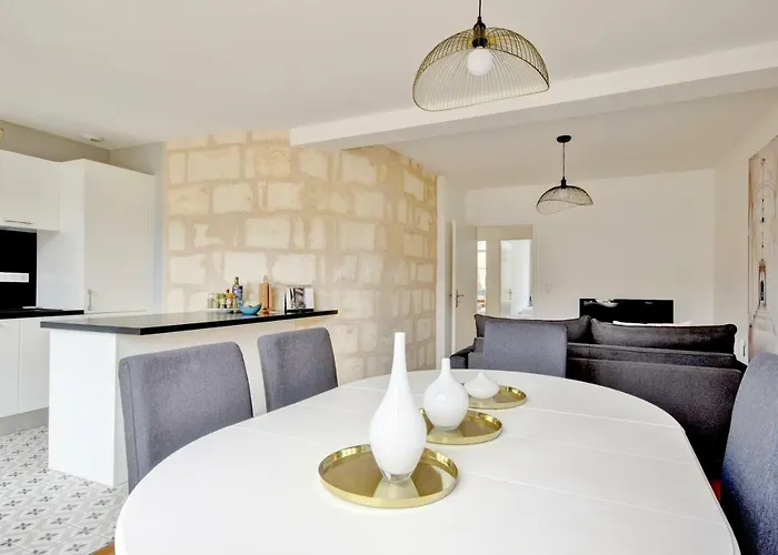 Les Halles Et Hauteurs By Cocoonr Apartament *